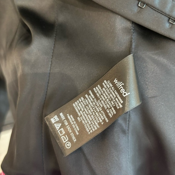 Wilfred Roseland Satin Bustier In Black, Size 2XS - Picture 9 of 12